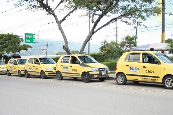 Carrera mínima de taxis en Ibagué incrementó $200