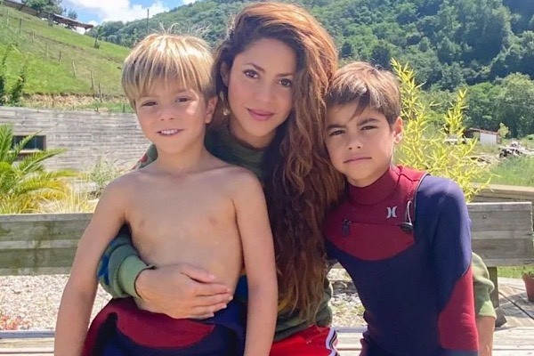 Shakira conmovió a sus fanáticos por publicación junto a sus dos hijos