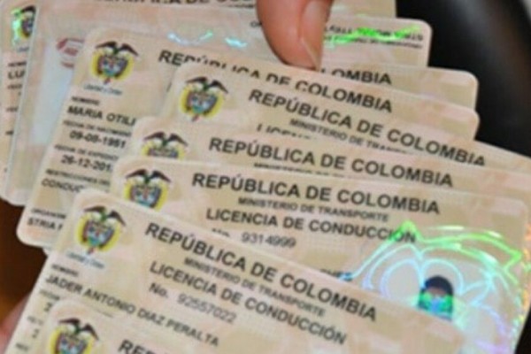 Licencias de conducción en Colombia cambiarán para millones de personas