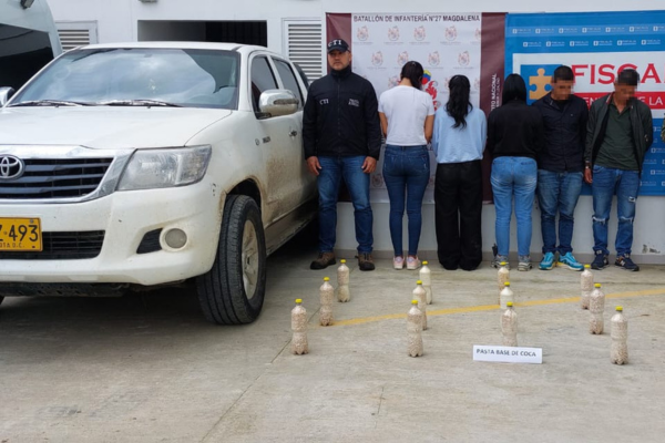 Cinco personas fueron capturadas con más de 13 kilos de pasta a base de coca en el Huila