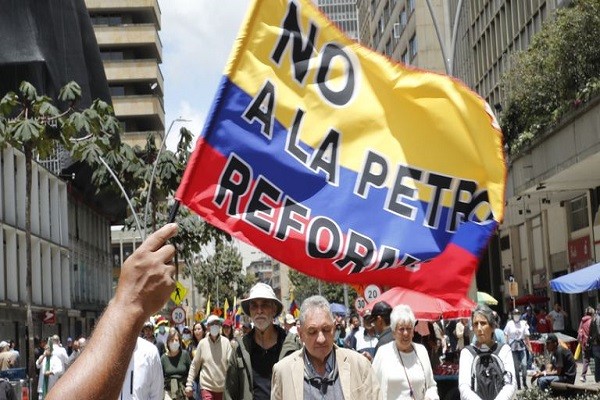 Oposición anuncia Plantón en rechazo al Gobierno Nacional