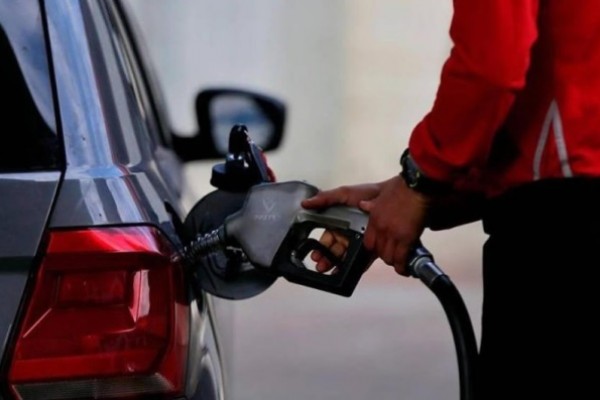 MinMinas confirmó que no subirá el precio de la gasolina