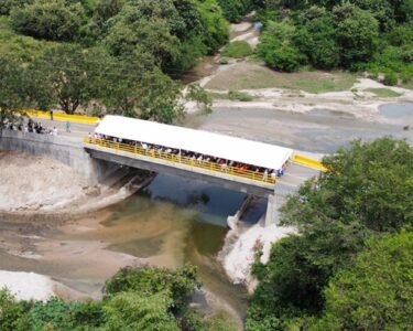 en Hobo entró en funcionamiento puente Amarillo