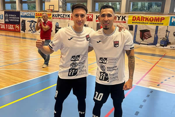 Huilenses se lucieron en debut en el fútbol sala polaco