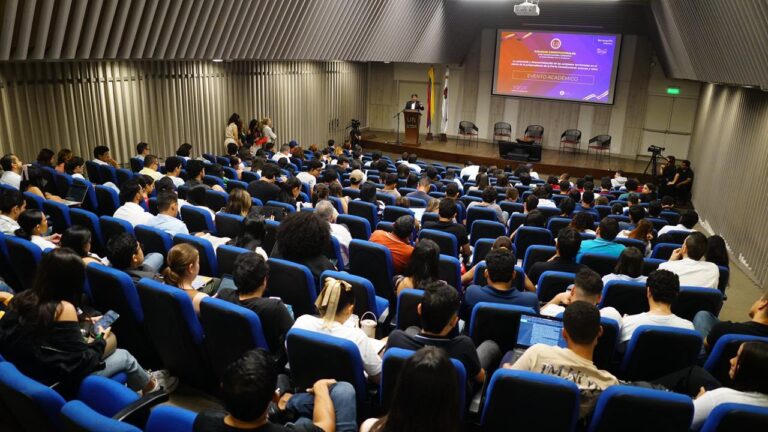 Fuerzas militares y soberanía colombiana